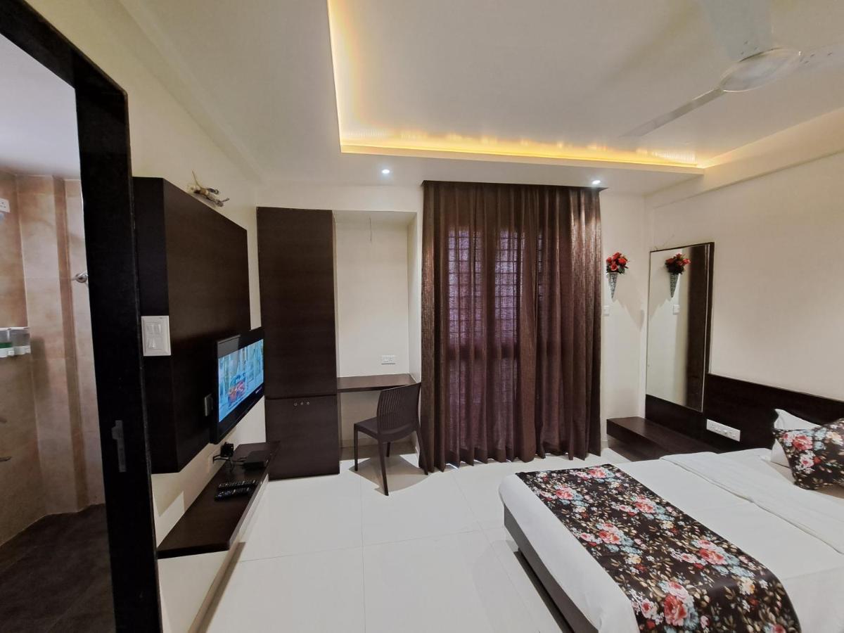 Bouquet Residency Hotel นาสิก ภายนอก รูปภาพ