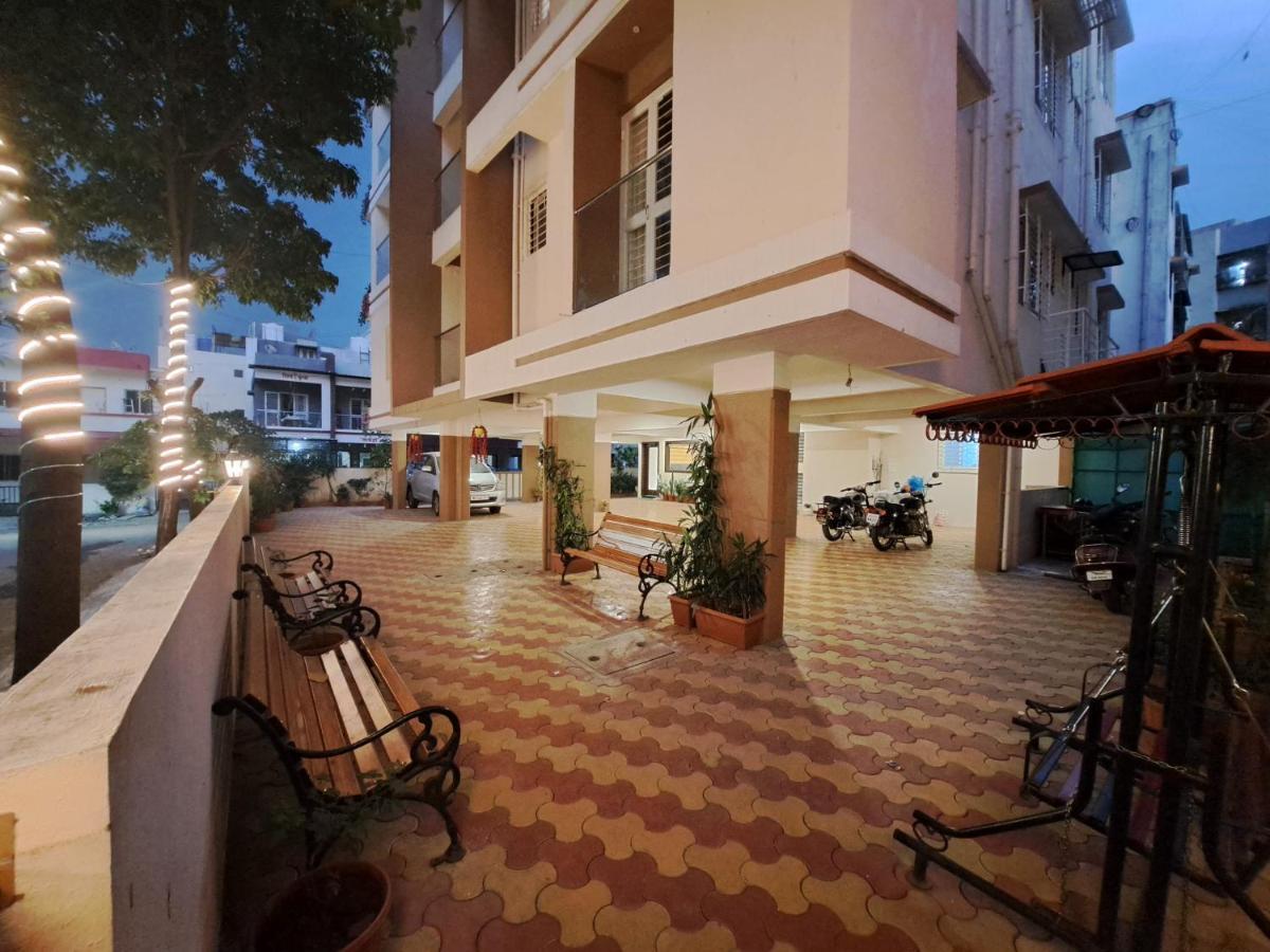 Bouquet Residency Hotel นาสิก ภายนอก รูปภาพ