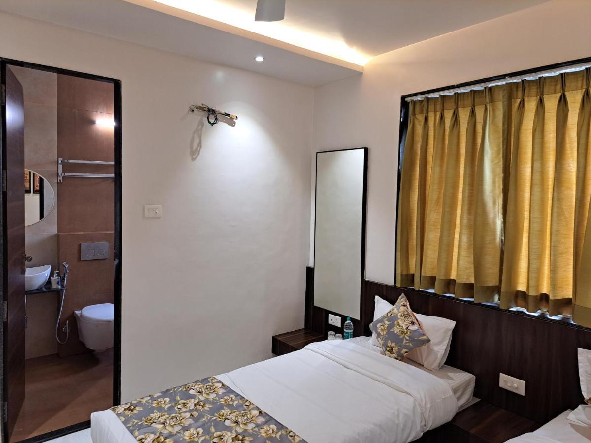 Bouquet Residency Hotel นาสิก ภายนอก รูปภาพ