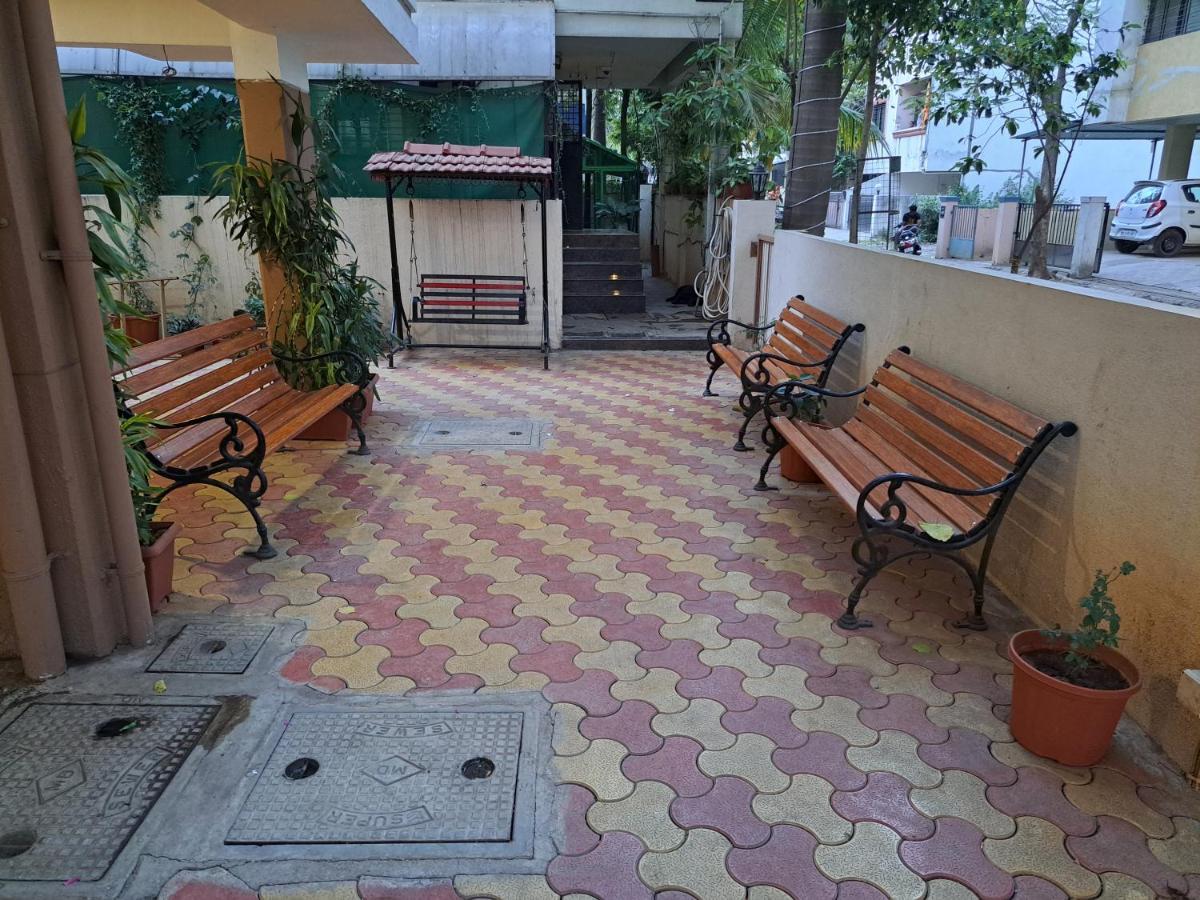 Bouquet Residency Hotel นาสิก ภายนอก รูปภาพ